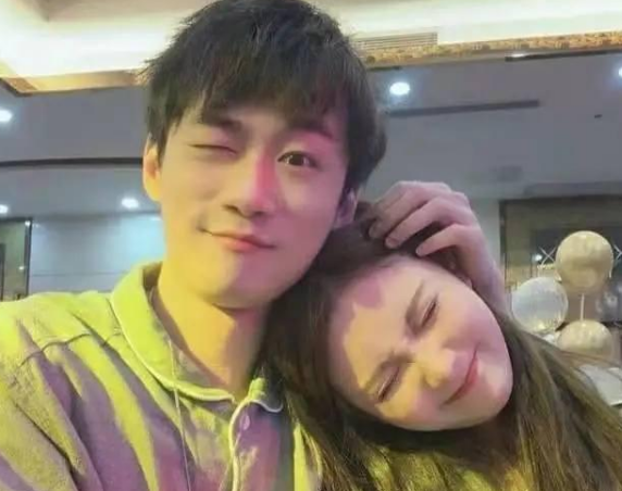 不求人在梦幻新诛仙被女友反杀（这男人该死的胜负欲）